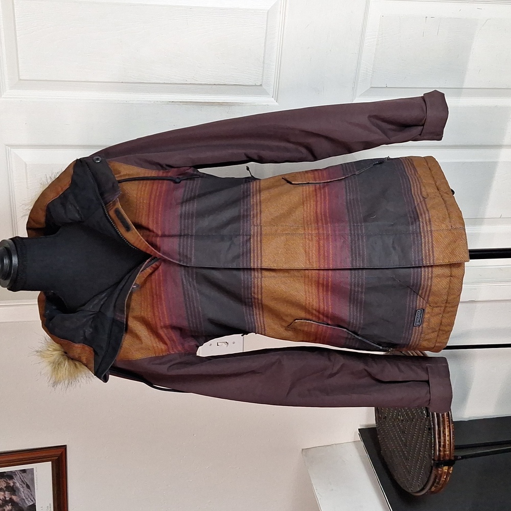 Women’s Volcom Snow Jacket Women Small